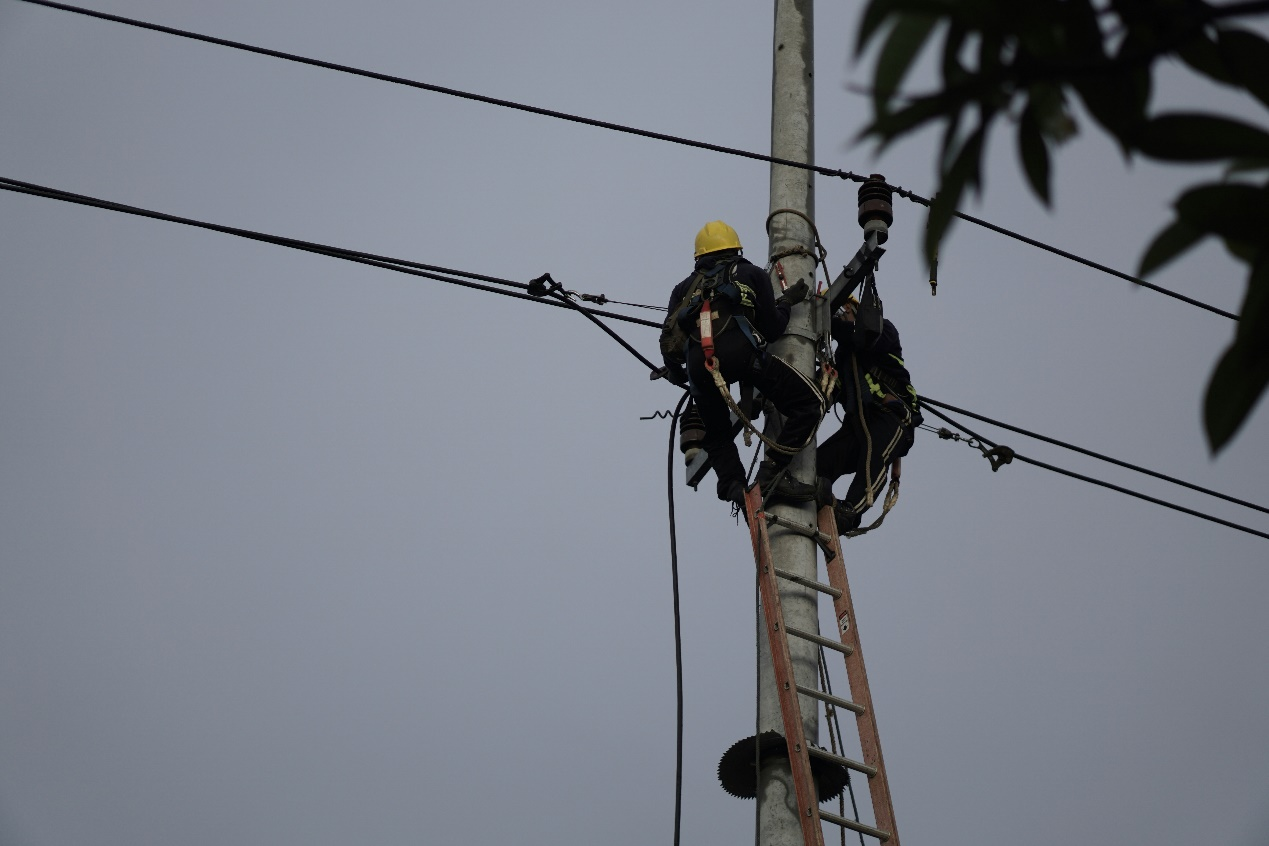 FTTH hálózati telepítés: nagysebességű száloptikai kapcsolat