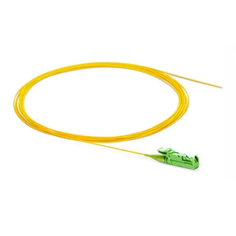 E2000/APC 0,9 ​​mm optikai rost pigtail