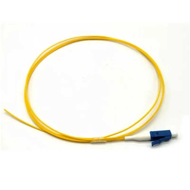 LC/UPC 0,9 ​​mm -es optikai rost pigtail